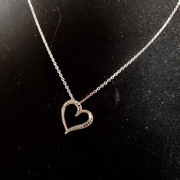 Kay Jewelers Sterling Silver Diamond Heart Necklace - Picture 5 of 8